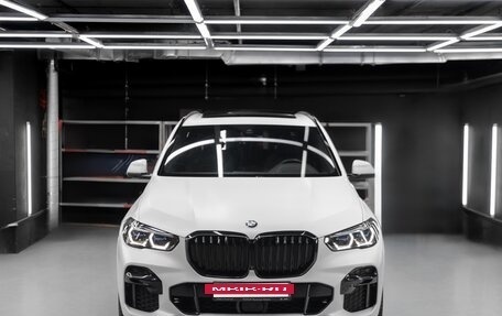 BMW X5, 2022 год, 10 000 000 рублей, 2 фотография
