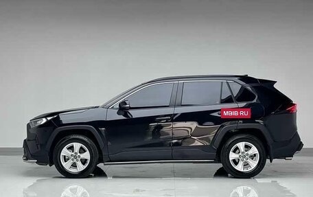Toyota RAV4, 2024 год, 3 380 000 рублей, 7 фотография