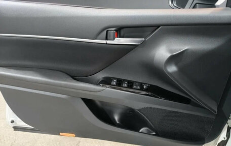 Toyota Camry, 2021 год, 3 350 000 рублей, 14 фотография