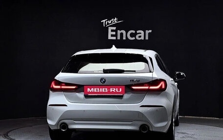 BMW 1 серия, 2021 год, 2 600 000 рублей, 5 фотография