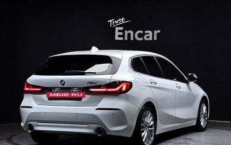 BMW 1 серия, 2021 год, 2 600 000 рублей, 4 фотография