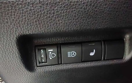 Toyota RAV4, 2024 год, 3 320 000 рублей, 11 фотография