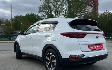 KIA Sportage IV рестайлинг, 2020 год, 2 550 000 рублей, 3 фотография