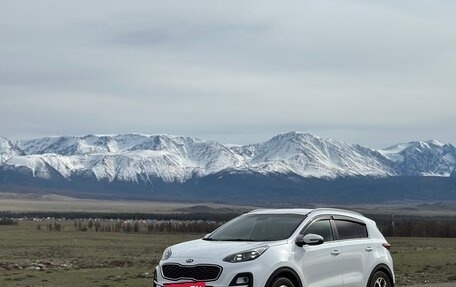 KIA Sportage IV рестайлинг, 2020 год, 2 550 000 рублей, 10 фотография