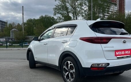 KIA Sportage IV рестайлинг, 2020 год, 2 550 000 рублей, 5 фотография