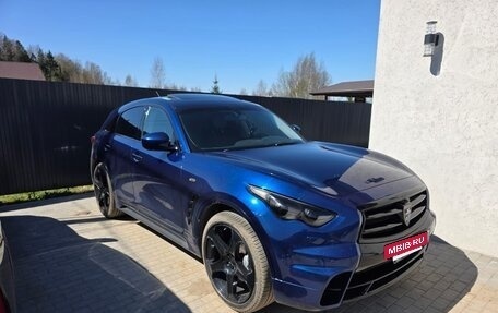 Infiniti QX70, 2013 год, 2 400 000 рублей, 3 фотография