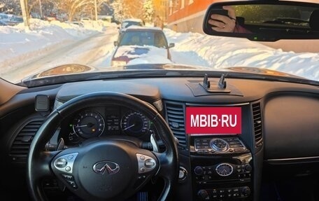 Infiniti QX70, 2013 год, 2 400 000 рублей, 8 фотография