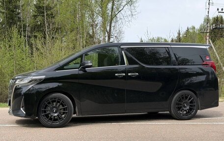 Toyota Alphard III, 2019 год, 4 600 000 рублей, 3 фотография
