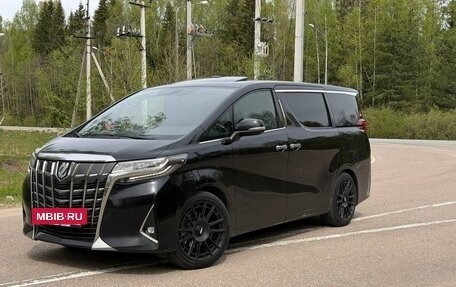 Toyota Alphard III, 2019 год, 4 600 000 рублей, 9 фотография