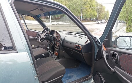 Chevrolet Niva I рестайлинг, 2006 год, 650 000 рублей, 6 фотография