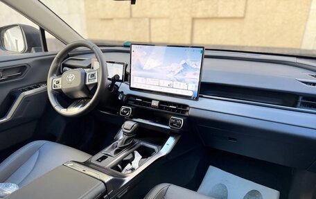 Toyota RAV4, 2026 год, 3 990 000 рублей, 12 фотография