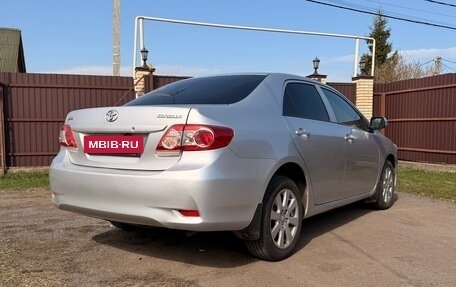Toyota Corolla, 2011 год, 850 000 рублей, 3 фотография