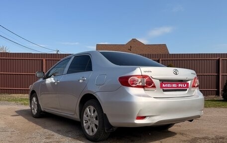 Toyota Corolla, 2011 год, 850 000 рублей, 4 фотография