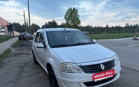 Renault Logan I, 2013 год, 450 000 рублей, 5 фотография