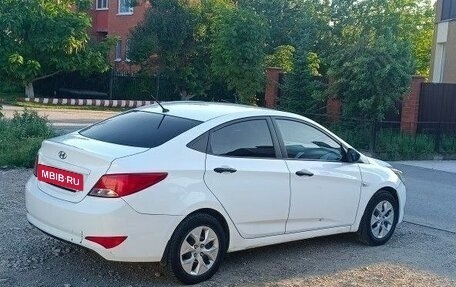 Hyundai Solaris II рестайлинг, 2016 год, 800 000 рублей, 4 фотография