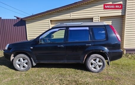 Nissan X-Trail, 2004 год, 450 000 рублей, 2 фотография