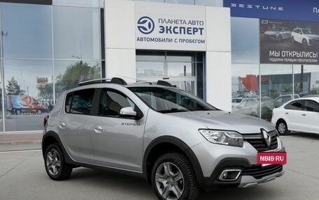 Renault Sandero II рестайлинг, 2021 год, 1 350 000 рублей, 3 фотография