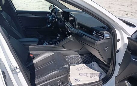 KIA K5, 2020 год, 2 500 000 рублей, 13 фотография