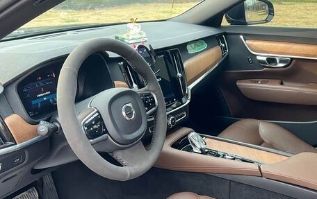 Volvo S90 II рестайлинг, 2023 год, 4 700 750 рублей, 6 фотография