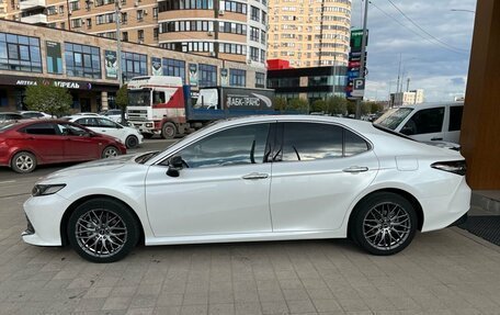 Toyota Camry, 2018 год, 2 600 000 рублей, 8 фотография