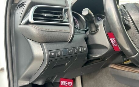 Toyota Camry, 2018 год, 2 600 000 рублей, 15 фотография