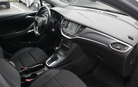 Opel Astra K, 2020 год, 1 400 000 рублей, 6 фотография