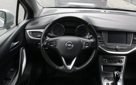 Opel Astra K, 2020 год, 1 400 000 рублей, 8 фотография