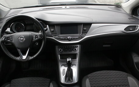 Opel Astra K, 2020 год, 1 400 000 рублей, 7 фотография