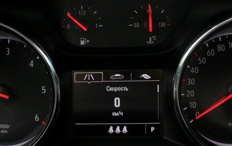 Opel Astra K, 2020 год, 1 400 000 рублей, 13 фотография