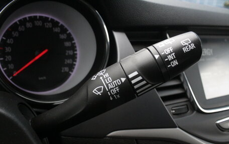 Opel Astra K, 2020 год, 1 400 000 рублей, 12 фотография