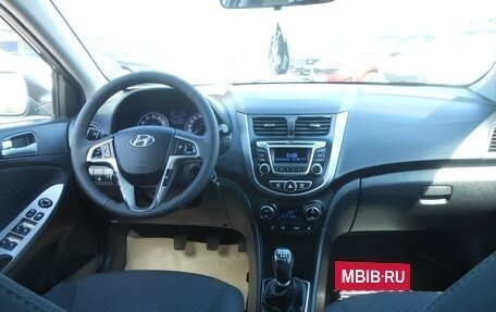 Hyundai Solaris II рестайлинг, 2014 год, 810 000 рублей, 10 фотография