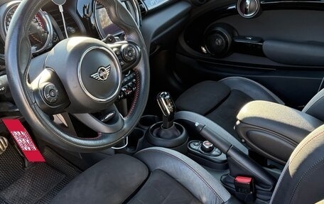 MINI Hatch, 2020 год, 3 000 000 рублей, 5 фотография