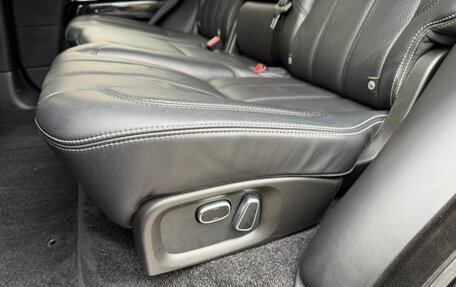 Land Rover Range Rover IV рестайлинг, 2015 год, 3 280 000 рублей, 20 фотография