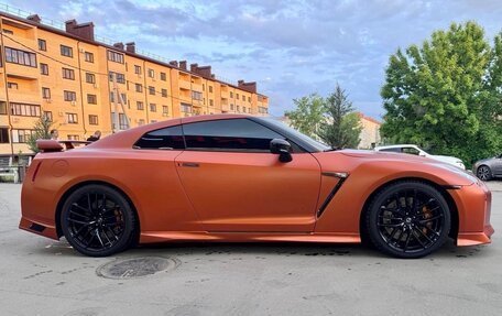 Nissan GT-R, 2016 год, 10 000 000 рублей, 4 фотография