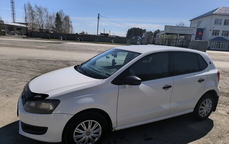 Volkswagen Polo VI (EU Market), 2012 год, 700 000 рублей, 4 фотография