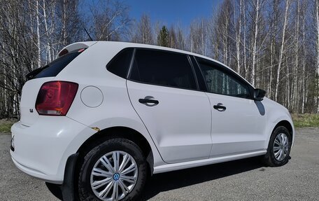Volkswagen Polo VI (EU Market), 2012 год, 700 000 рублей, 3 фотография