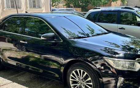 Toyota Camry, 2015 год, 1 590 000 рублей, 10 фотография