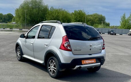 Renault Sandero I, 2014 год, 700 000 рублей, 3 фотография
