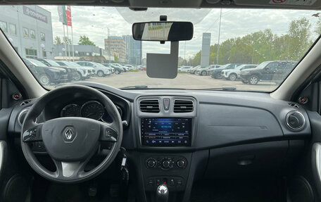 Renault Logan II, 2017 год, 749 000 рублей, 5 фотография