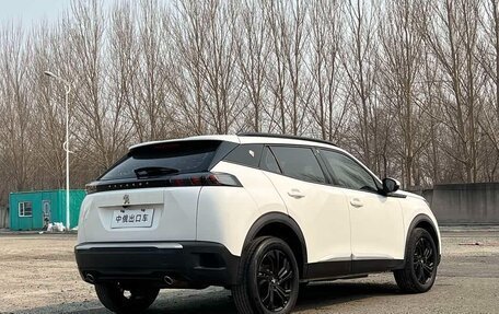 Peugeot 2008 II, 2022 год, 1 425 000 рублей, 6 фотография