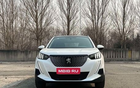 Peugeot 2008 II, 2022 год, 1 425 000 рублей, 2 фотография