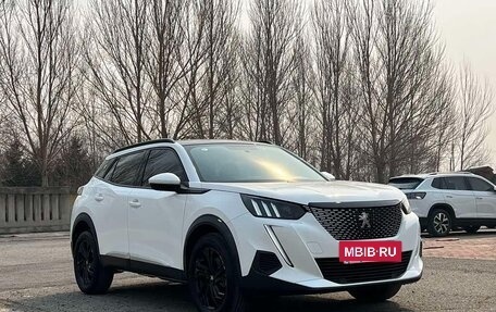 Peugeot 2008 II, 2022 год, 1 425 000 рублей, 3 фотография