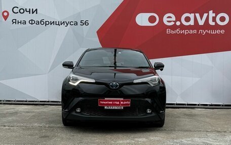 Toyota C-HR I рестайлинг, 2018 год, 2 299 000 рублей, 2 фотография