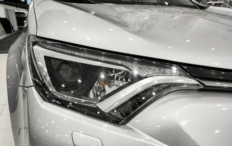 Toyota RAV4, 2016 год, 2 350 000 рублей, 21 фотография