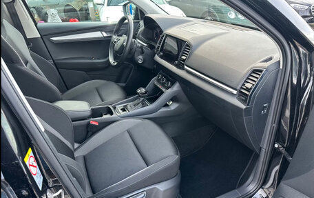 Skoda Karoq I, 2023 год, 3 212 094 рублей, 10 фотография