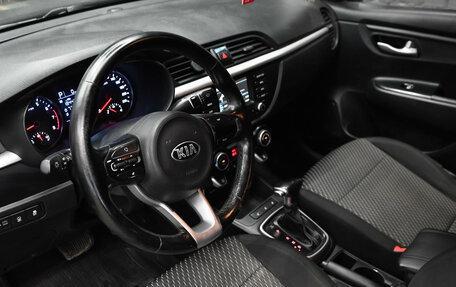 KIA Rio IV, 2018 год, 1 299 000 рублей, 18 фотография