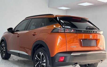 Peugeot 2008 II, 2022 год, 1 460 000 рублей, 7 фотография