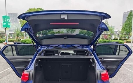 Volkswagen Golf VIII, 2023 год, 1 800 778 рублей, 7 фотография