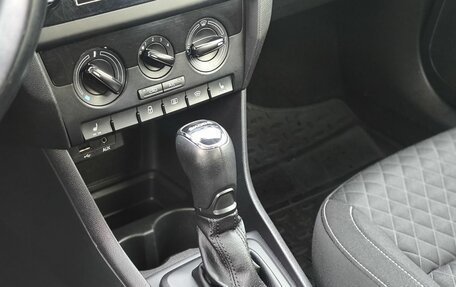 Skoda Rapid I, 2017 год, 1 150 000 рублей, 17 фотография