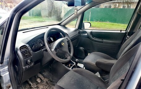 Opel Zafira A рестайлинг, 2000 год, 500 000 рублей, 13 фотография